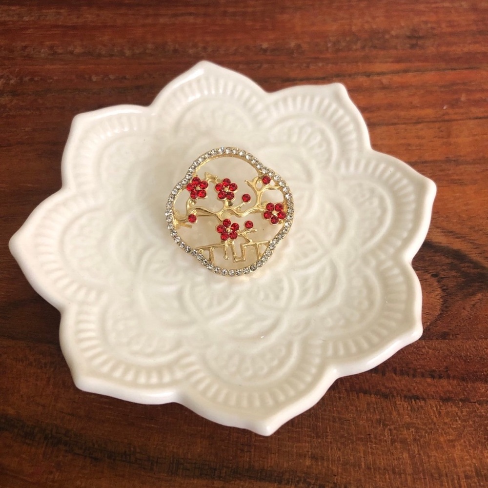 Women Rhinestone Cherry Blossom Flower Brooch Sweater Pin Shawl Poncho Corsage